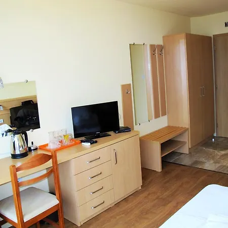 Pensión Sea View 4*
